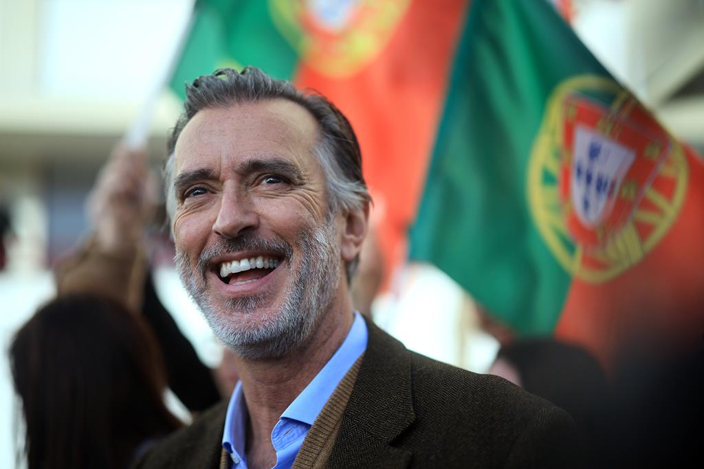 João Cotrim de Figueiredo, candidato às Presidenciais 2026, e deputado no Parlamento Europeu, em campanha