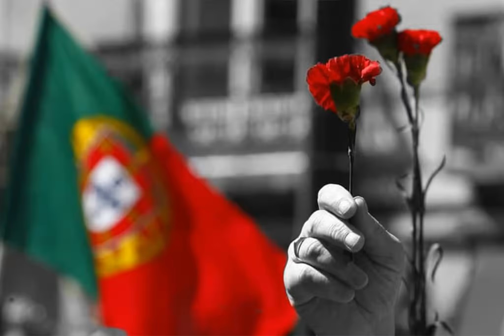 Imagem alusiva à Revolução dos Cravos, de 25 de Abril de 1974.